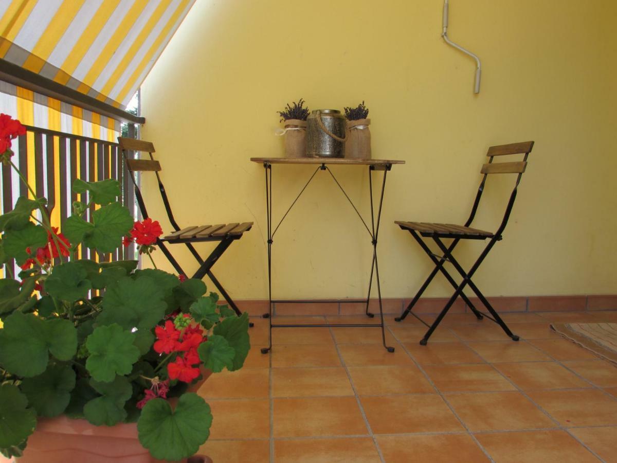 Villa Rina Pesaro Exteriér fotografie